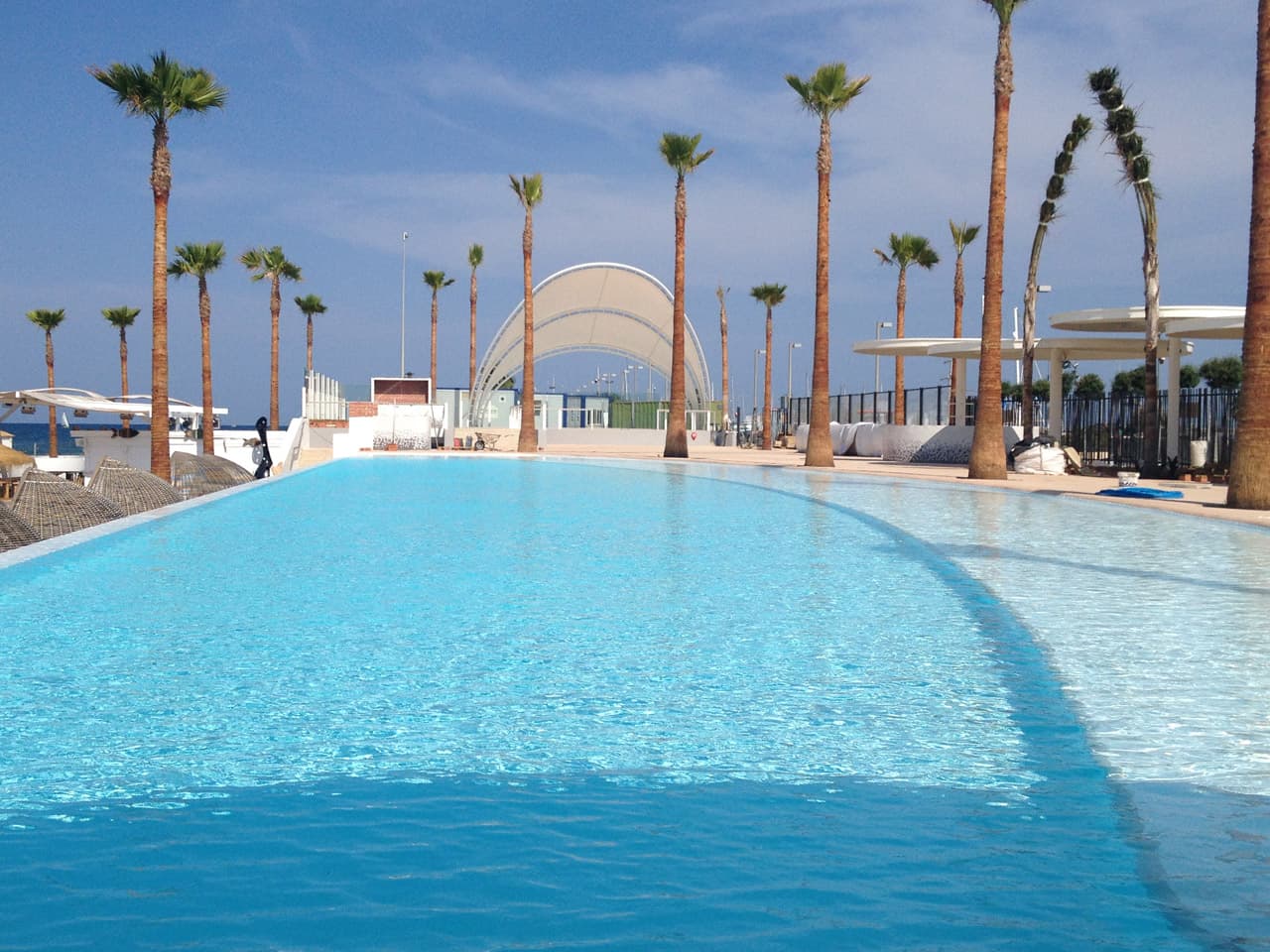 Marina Beach Club: Project of facilities for a beach club in the Marina  Real Juan Carlos I of Valencia | NOVAIng